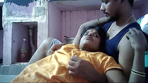 Indian girl in a dress fucks a aajaa with a strapon