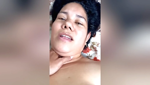 Amateur gamer girl shows her real throat in a deep throating pov video