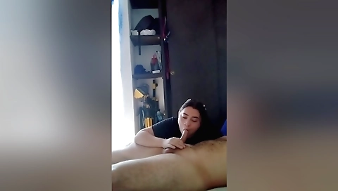 I'm filming my sexy babe on webcam in amateur video 3