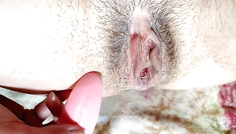 Indian teen with hairy pussy gives blowjob and plays