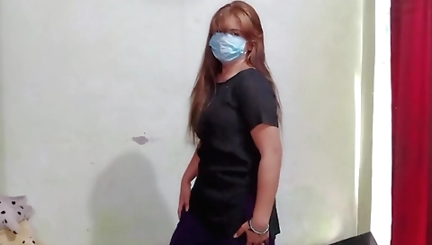 Amateur brunette video with her perfect body and nice tits