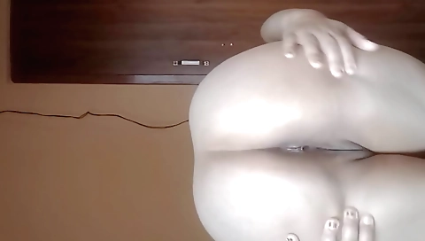 Hot indian solo girl in sexy lingerie takes her shower