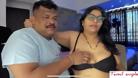 Indian hottie with big boobs sucks dildo on webcam