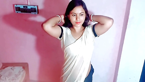 I'm alone in the house with a big ass and I am a brunette