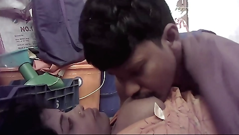 Indian wifey with big boobs and a big booty in homemade porn 4k video