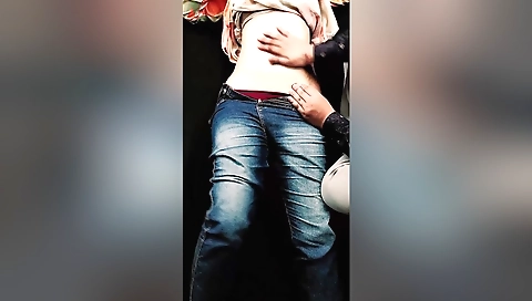 Indian massage for a beauties ass in a hot massage