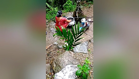 Brunette amateur porn video with hot sex in outdoor video