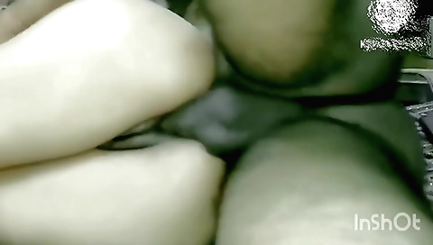 Bobby bhabhi 1999 amateur sex video with her hairy pussy