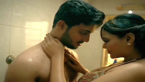 Indian beauty with round boobs and a nice ass is doing porn