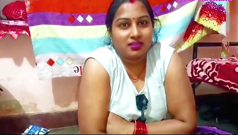 Sexy brunette has a great fetish for sex with her hubby