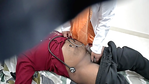 Indian doctor gives blowjob to his patient in the clinic
