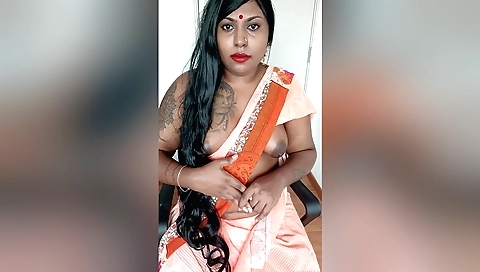 Busty Indian hottie masturbating in the amateur video