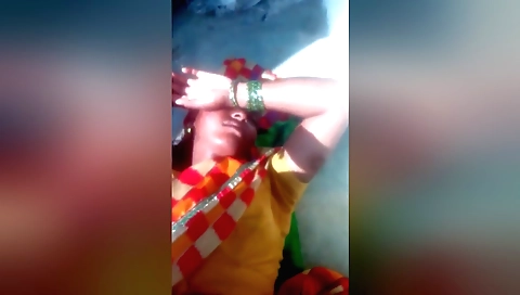 Indian babe enjoying outdoor bathing and outdoor fuck