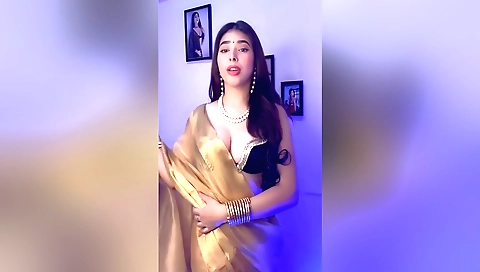 Russian amateur naked poster and naked pussy fried