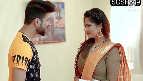 Indian babe with huge boobs gets fucked in the kitchen