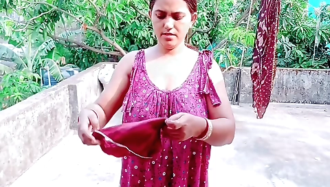 Naked Indian chick gets fucked and masturbated with a masseur