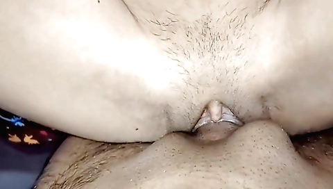 Indian teen is getting her body filmed with the confidence