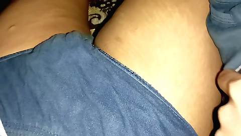 Indian amateur video with a sexy neighbor bhabhi ko choda