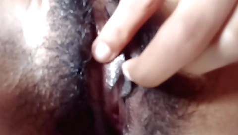 Indian woman with hairy pussy video made by web cam