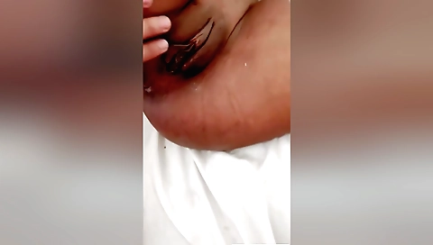 Indian brunette gets a hardcore creampie in the bedroom