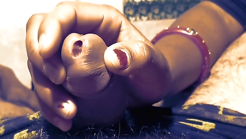 Amateur handjob - hot saloni buabhi thorth fuck and suck land