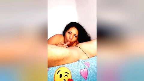 Indian amateur brunette gets pounded in missionary