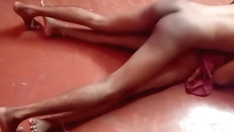 Indian bhabhi getting fucked in her bedroom in webcam video