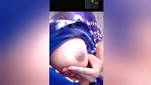 Amateur indian chick gets fucked and her pussy deep in the pool