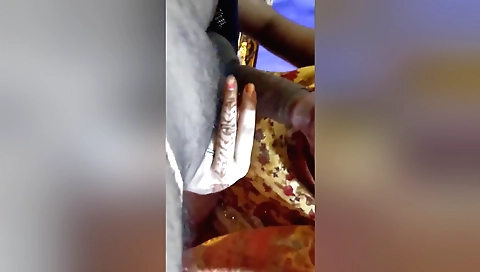 Indian babe touches and cums while the guy sees this